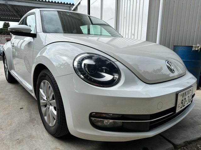 VWザ・ビートルﾃﾞｻﾞｲﾝ白1728