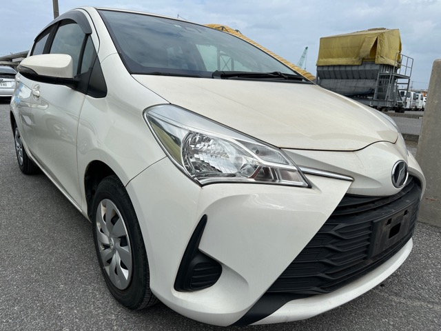 トヨタヴィッツF白7978