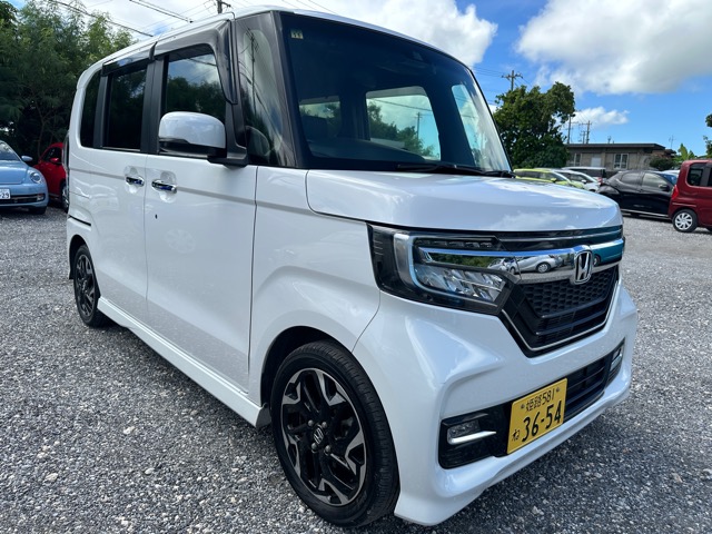 N-BOXカスタムG・Lﾀｰﾎﾞﾎﾝﾀﾞｾﾝｼﾝｸﾞ白4554