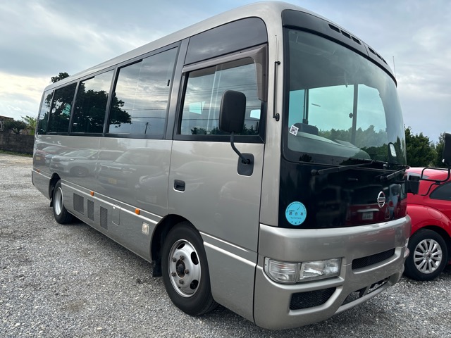 シビリアン8　2ドアバス