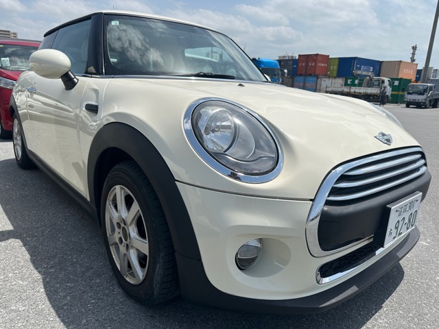 BMWミニMINIワン白2352